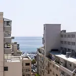 Flamingo 601: 1 Bedroom Sea Point Aprt